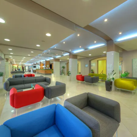 Pinija Hotel 4*