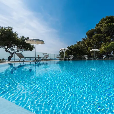 Hotel Pinija 4*