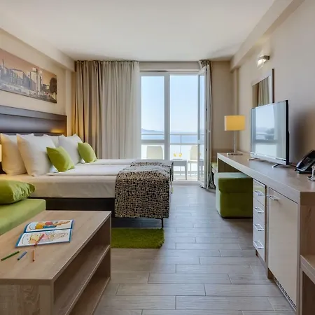 Hotel Pinija