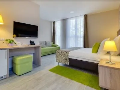 Pinija