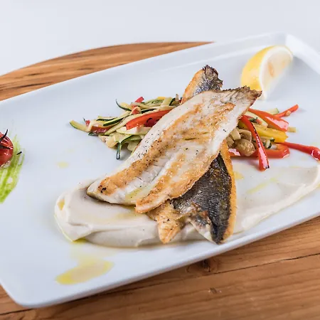 Hotel Pinija Petrcane