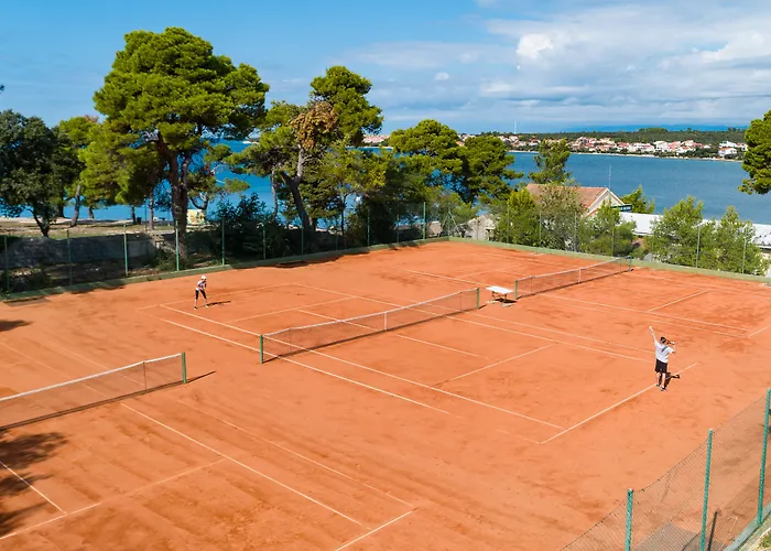 Отель Pinija 4*